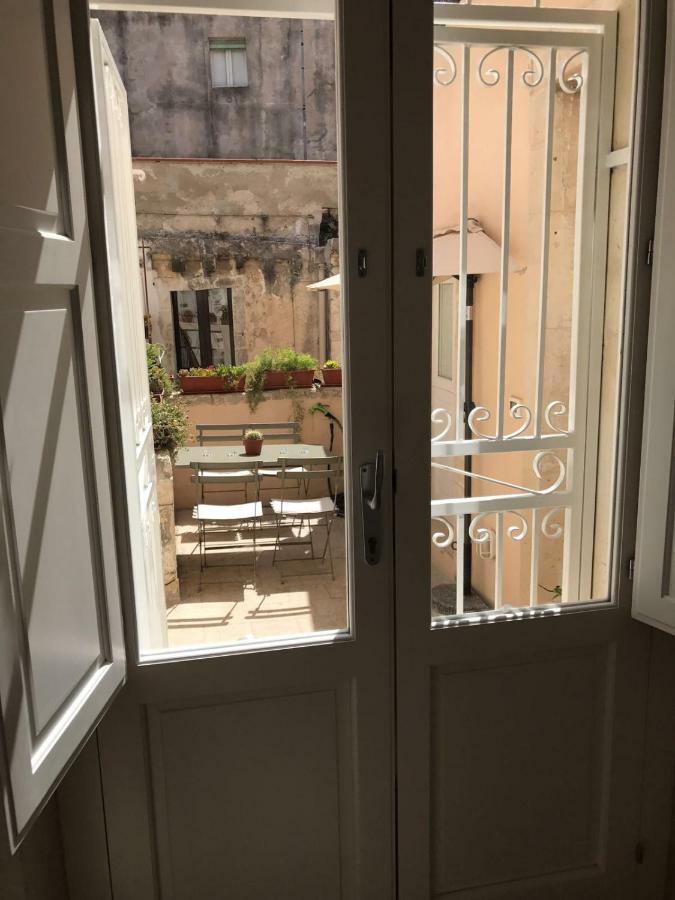 La Casetta Di Ortigia Syrakus Exterior foto